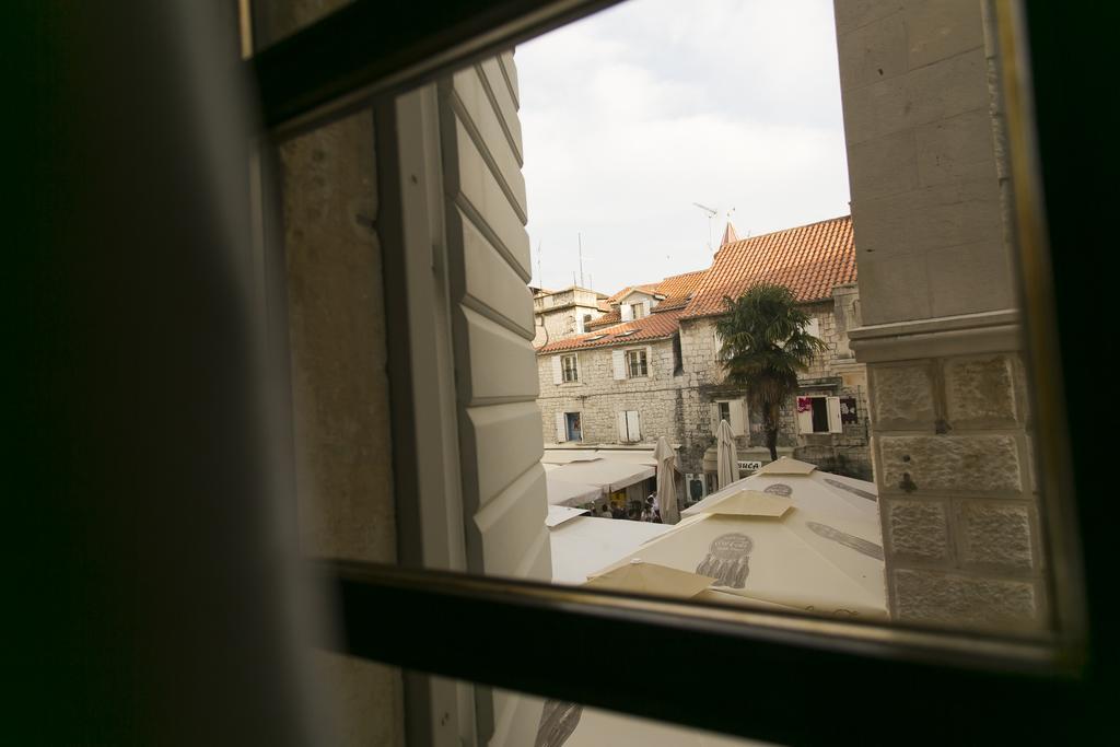 City Hostel Трогір Екстер'єр фото
