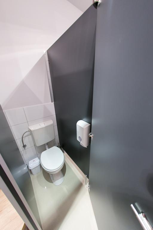 City Hostel Трогір Екстер'єр фото